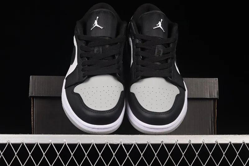 All categories Air Jordan Jordan series basketball shoes Air Jordan 1 Low Z version Air Jordan 1 AJ1 Joe 1 new black and gray low-top retro culture basketball shoes 553558-052
